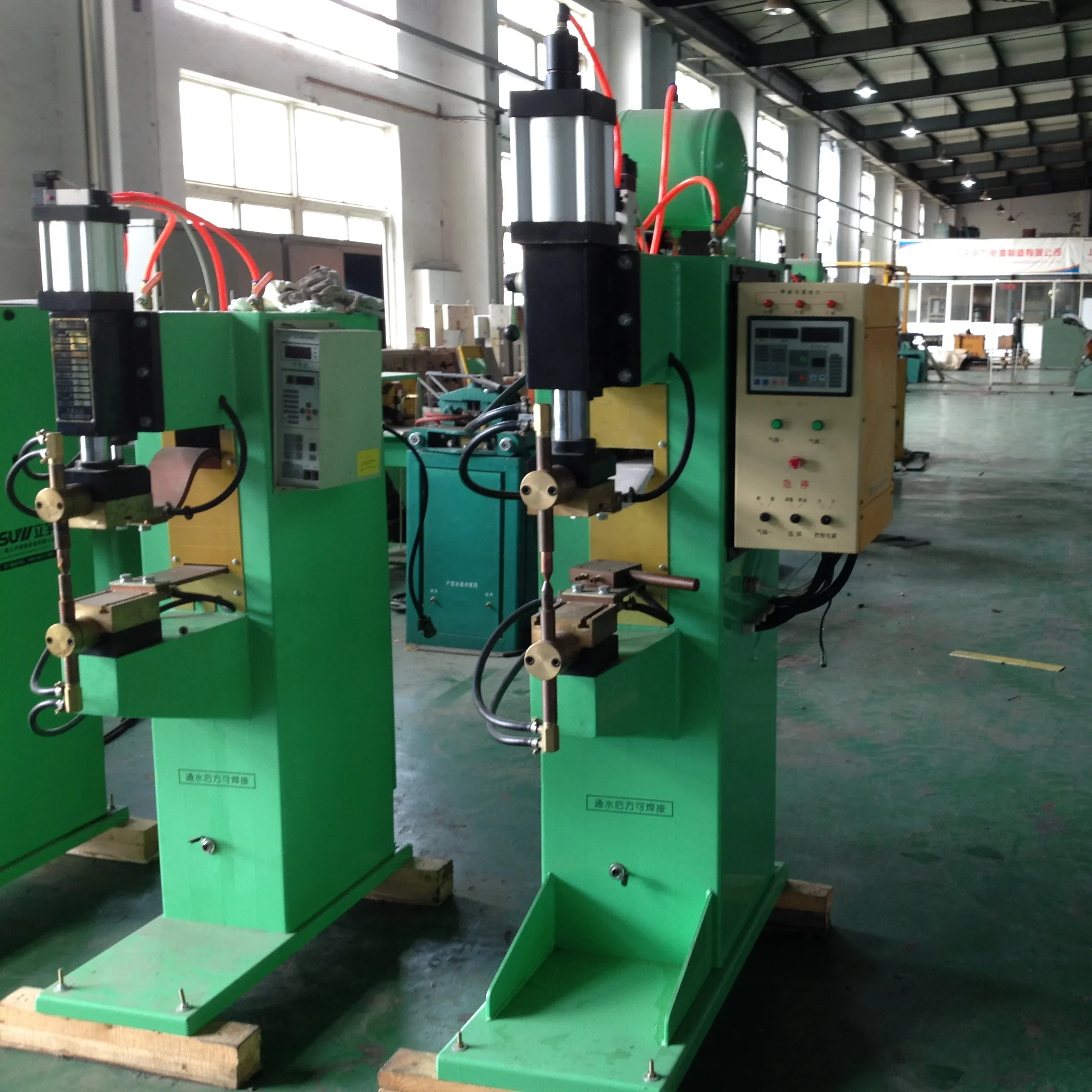 MFDC Resistance Welding Machine Spot Welder , Automatic DC Spot Welding Machine, Welding Machine