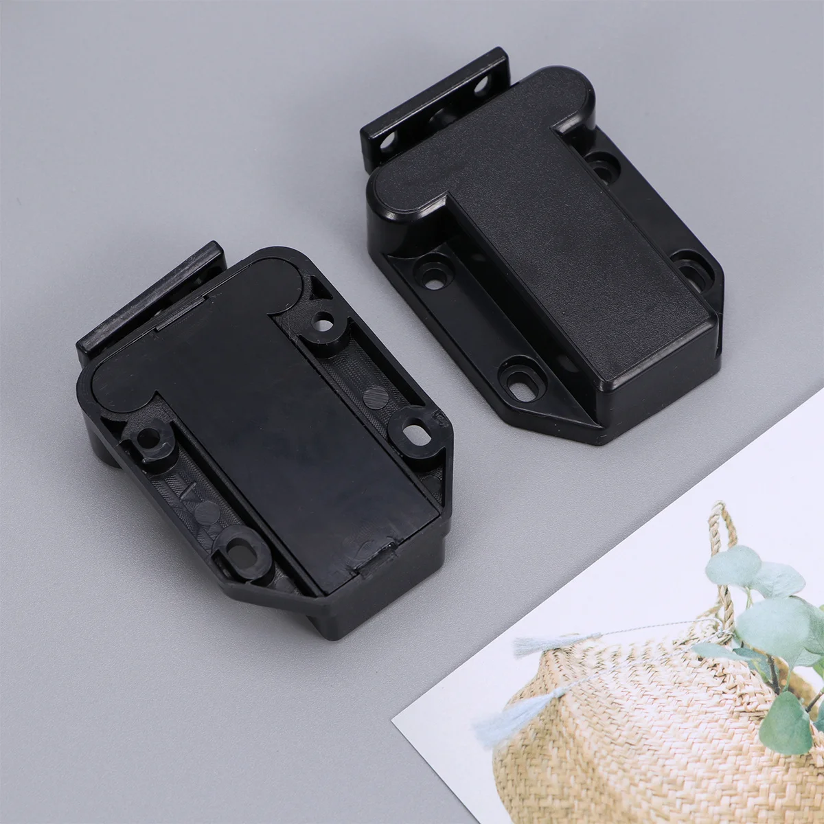 

2pcs Self-Locking Door Catch Press To Open Latch For Cabinet Wardrobe Drawer Cupboard Built-In Spring Clip Plastic Fastener