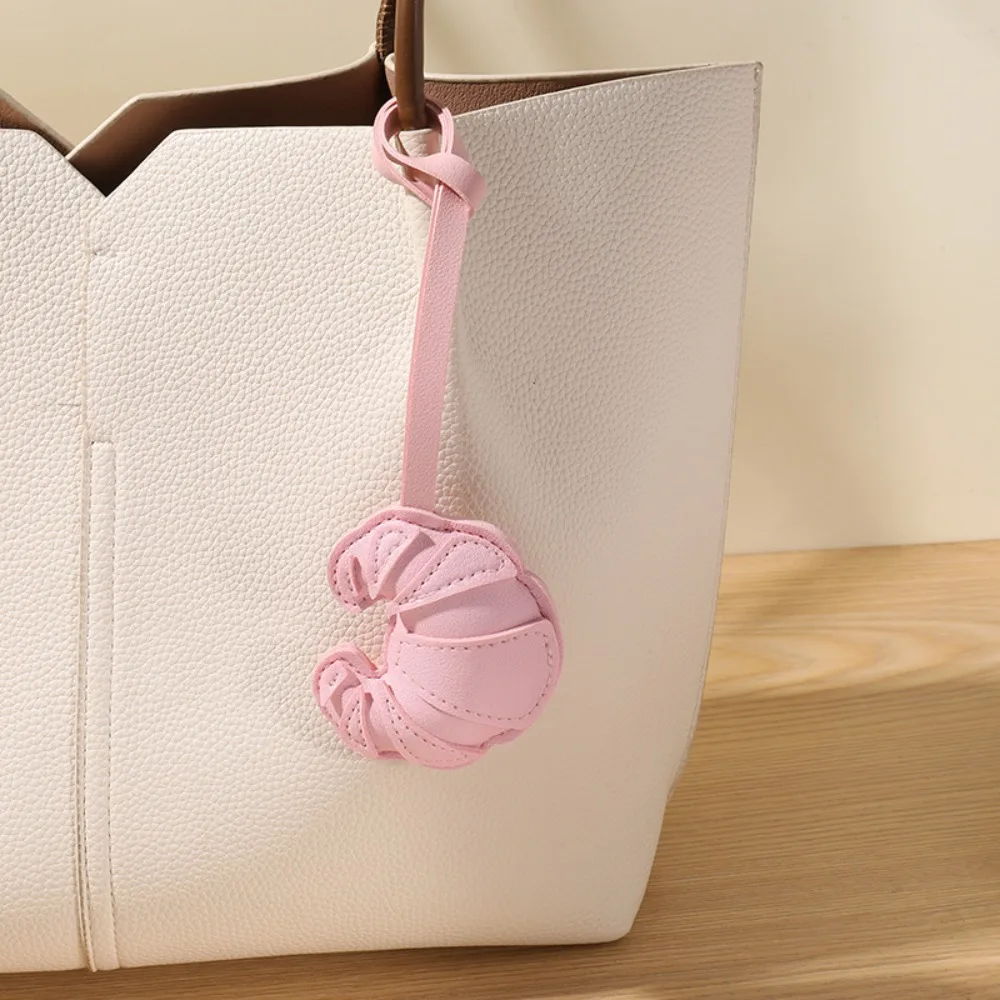 Lovely Hanger Pu Leather Croissant Pendant Ox Horn Bread Shaped Pu Keychain Fashion Creative Bag Charm Bag Accessory