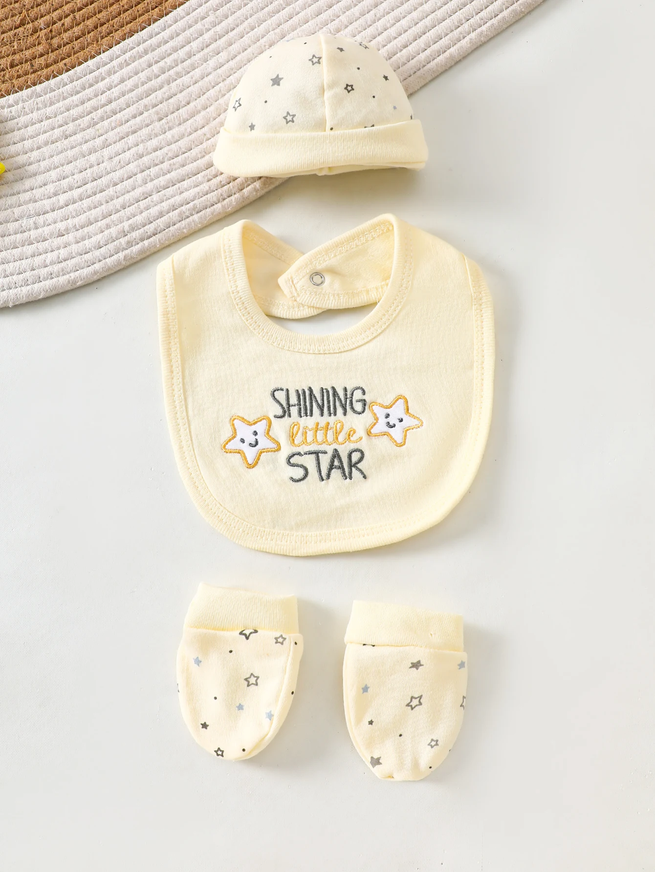 8-teiliges Neugeborenen-Strampler-Set 100% Baumwolle, Weich und Atmungsaktiv Beige mit Cartoon-Sternmuster 0-9M – Detail 8