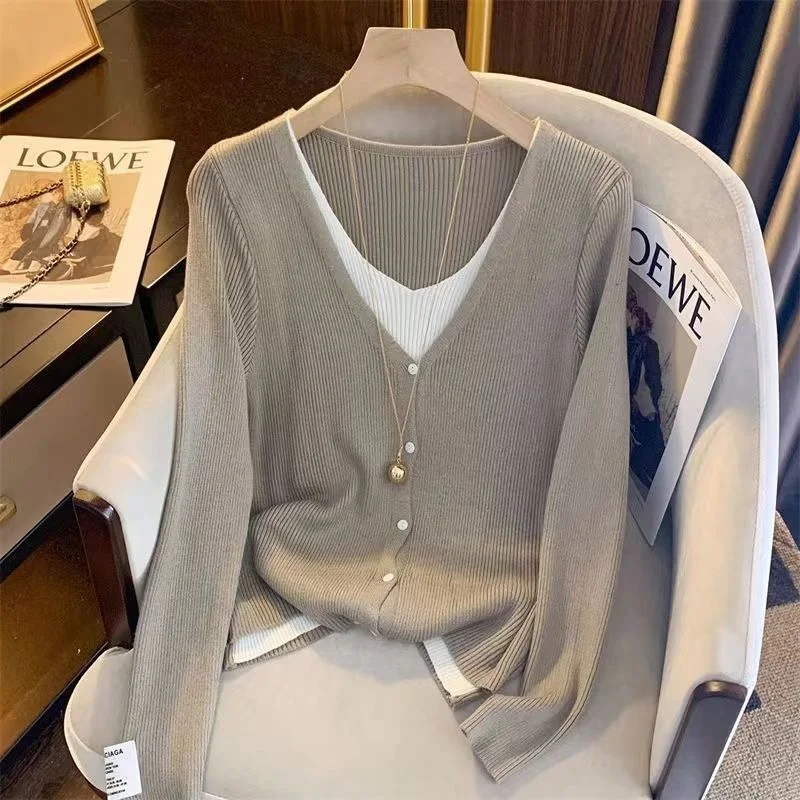 

Fake Two Knitted Sweaters Spring and Autumn New Collection Vintageelegant Ancient Lazy Style Long Sleeve Sweater All-match Top