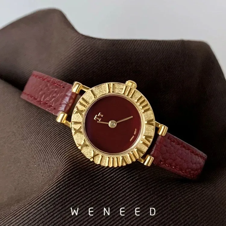 2023 Новые женские подарочные красные женские часы Ankela в стиле ретро, маленькие роскошные кожаные кварцевые часы