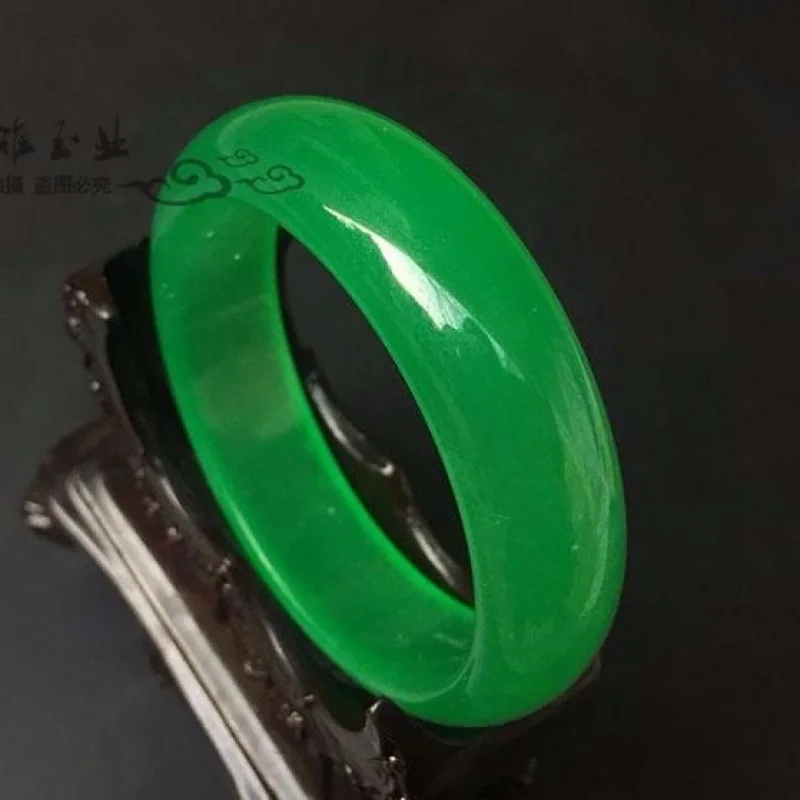 

Натуральный браслет класса А для женщин, из кварцита, светло-зеленый, из ледяного жадеита.