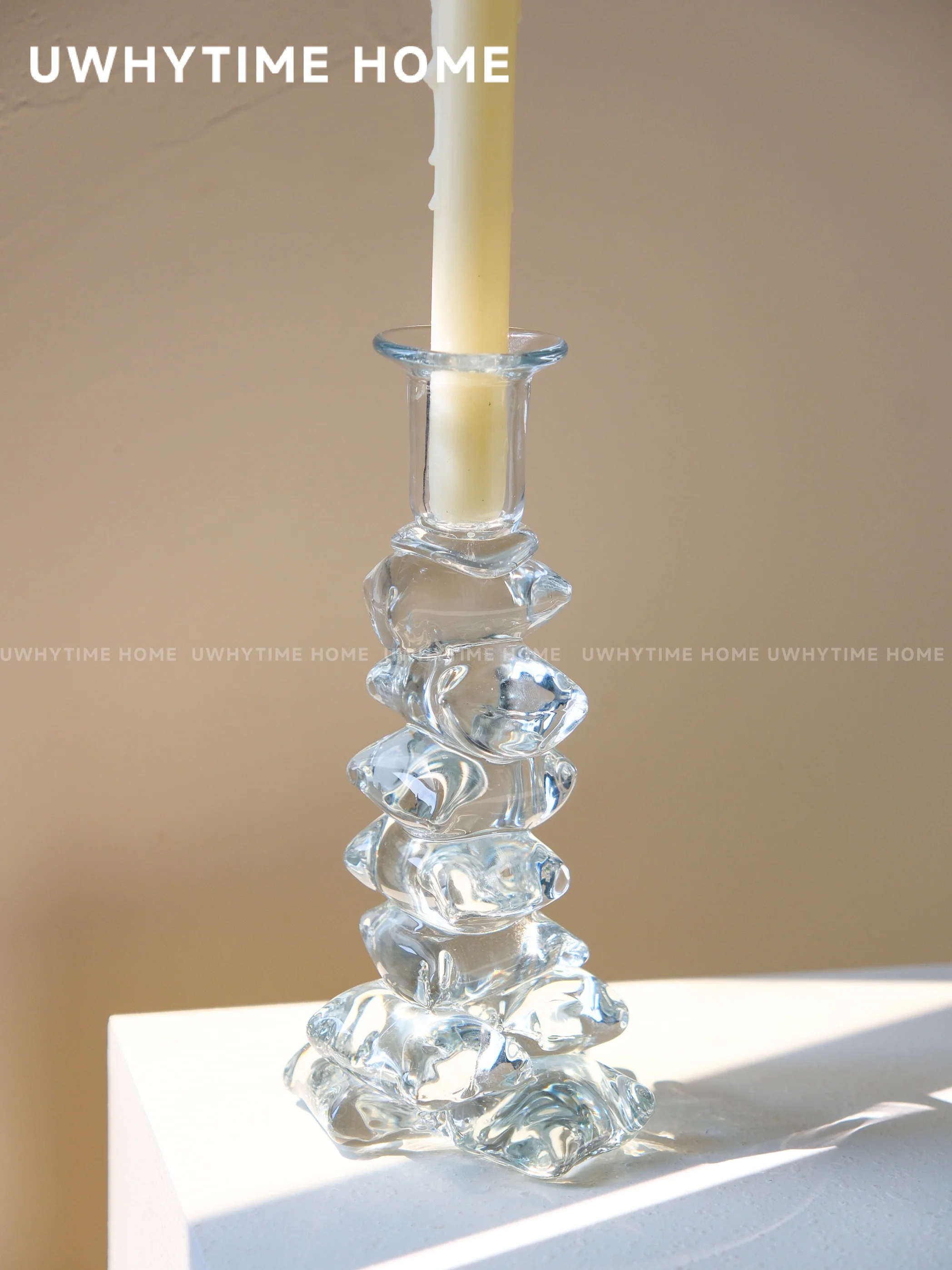 Hermoso candelabro esmaltado medieval industria pesada hielo transparente retro de alta gama atmósfera artística adorno candelabro d