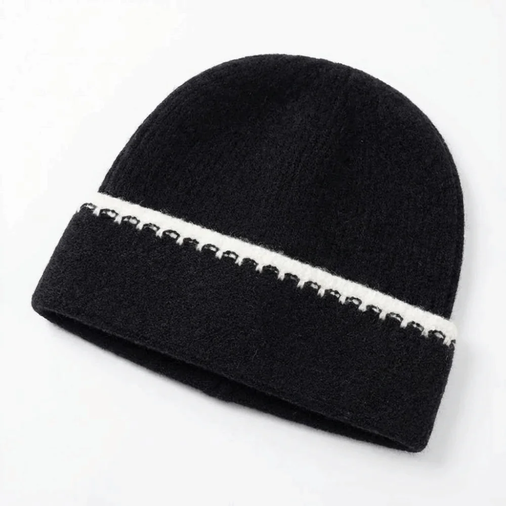 Women's Fashion Ear Protection Warm Knitted Hat Simple Versatile Cold Hat Trendy Full Coverage Beanies Autumn Winter Outdoor