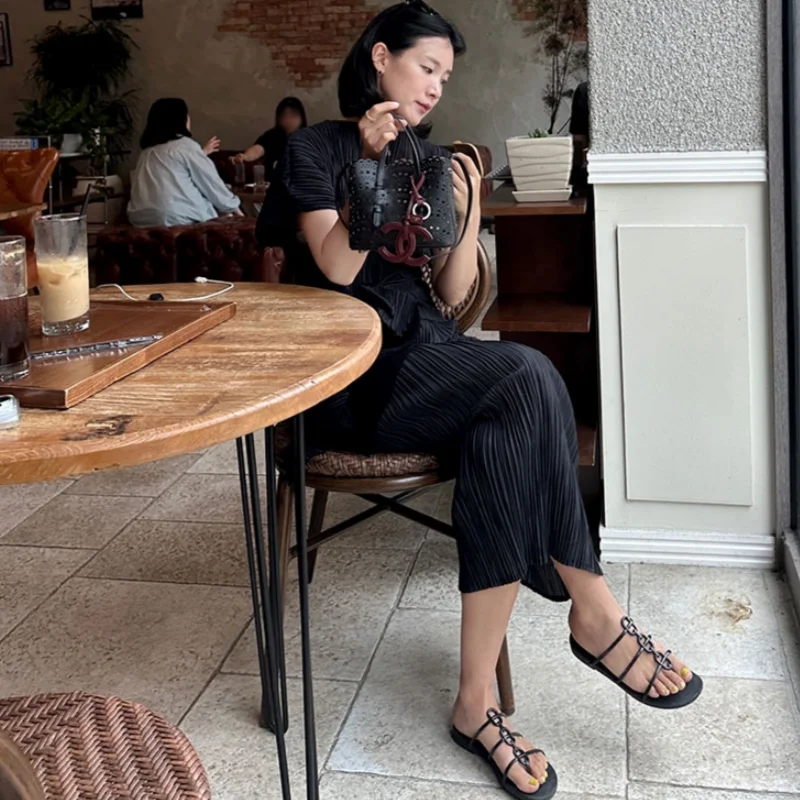 Black~two-piece set