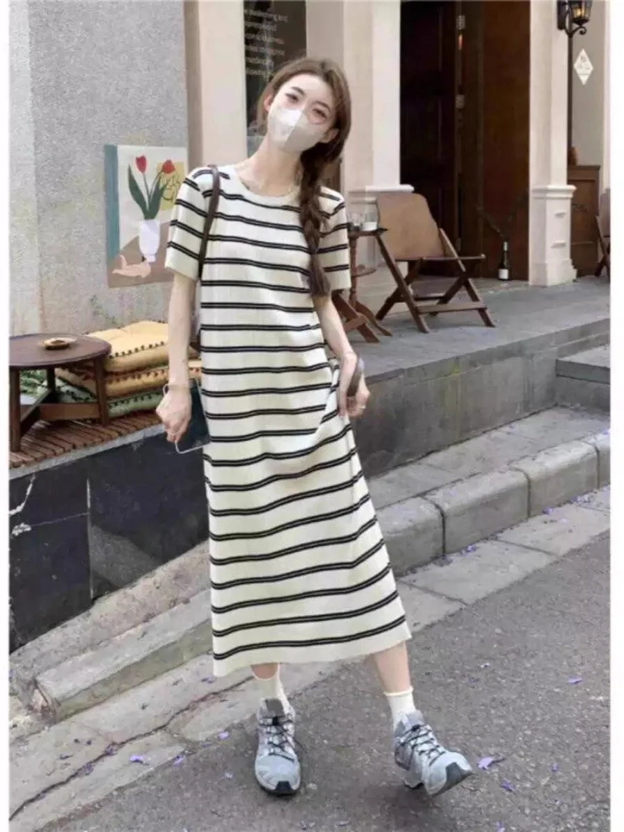 怠惰なスタイルストライプニット半袖 T シャツドレス女性の夏のルースアイスシルクカジュアルロングドレス W395