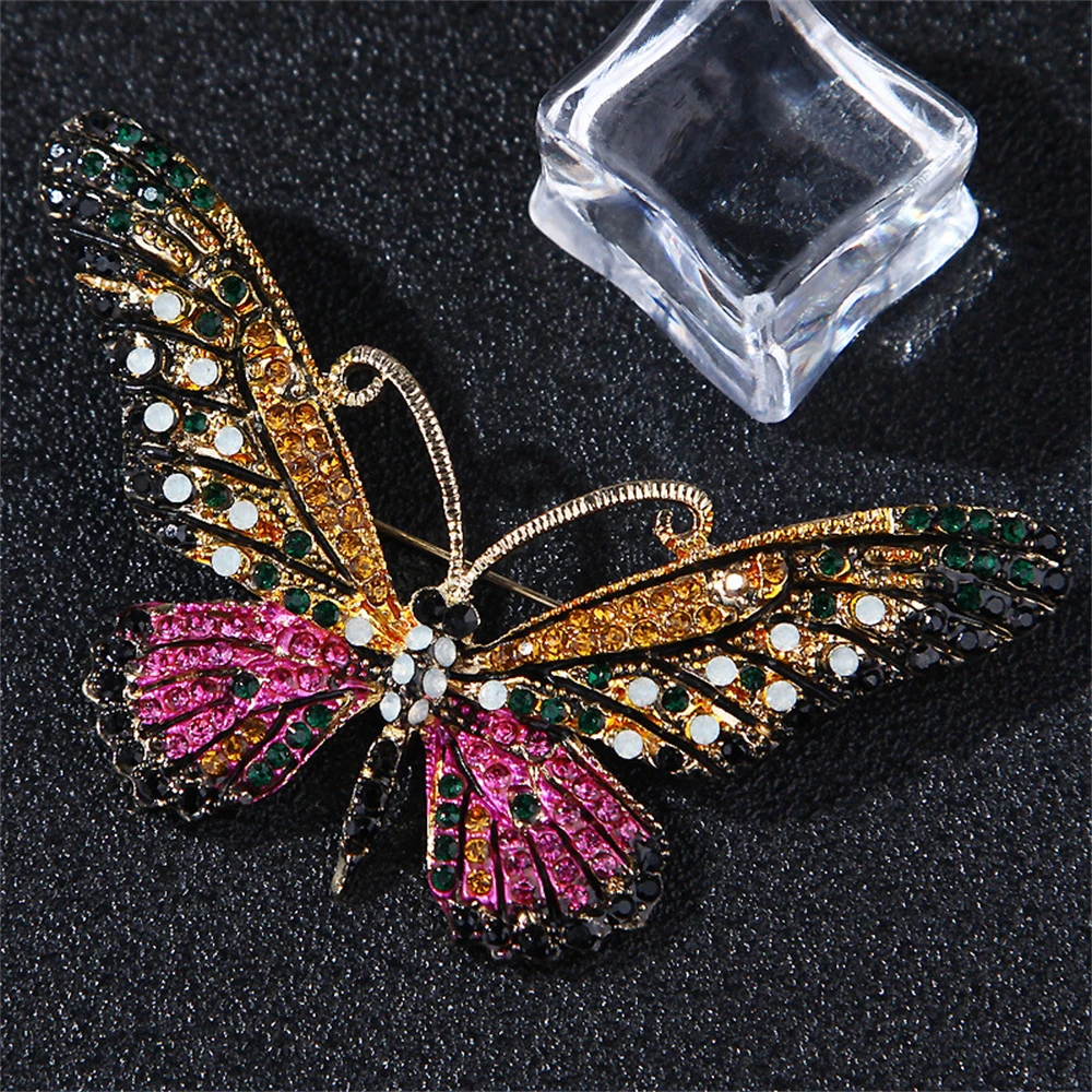 Colorful Butterfly Brooches Crystal Rhinestones Metal Enamel Pins Flying Insect Animal Brooch for Women Clothing Jewelry Gifts