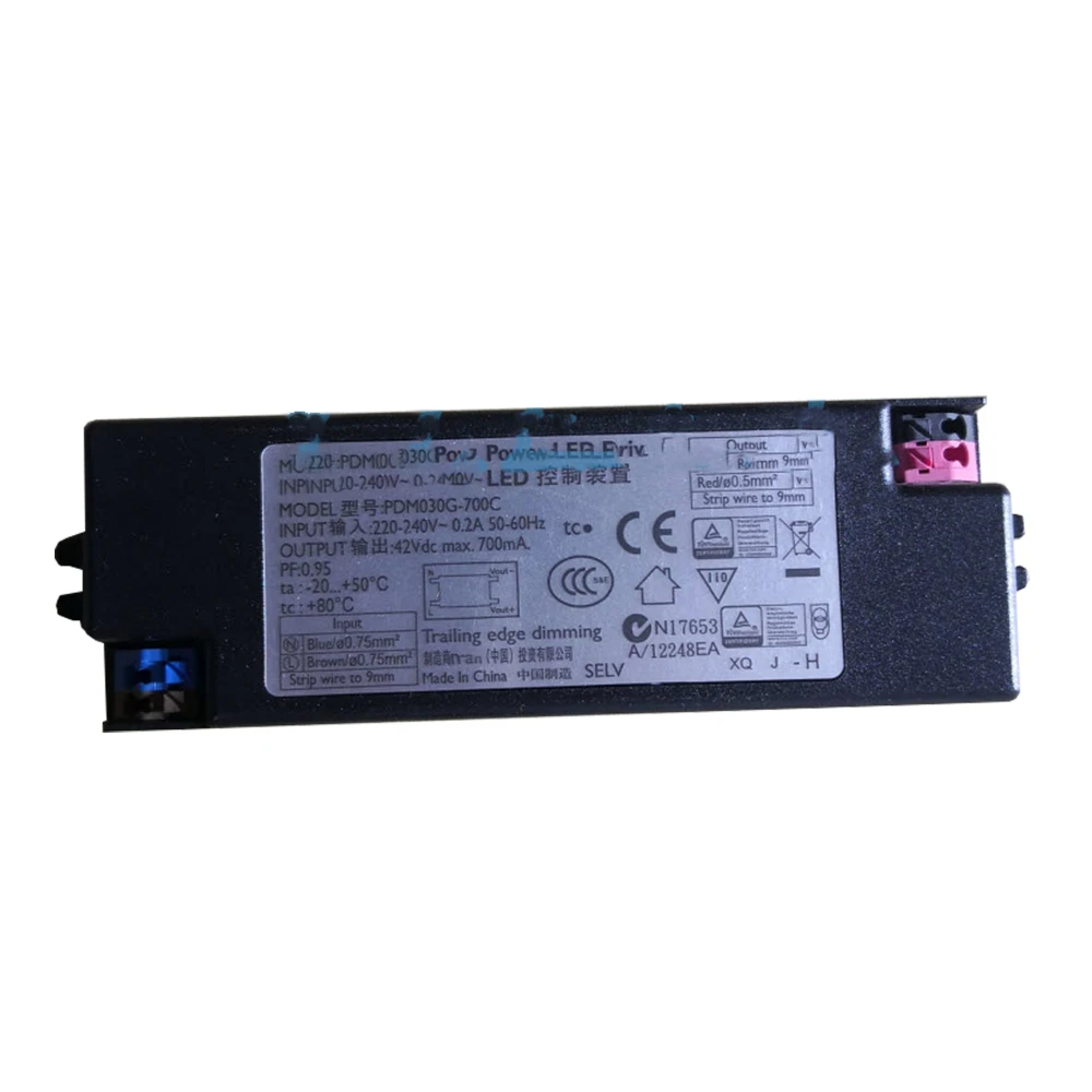 

Original PDM030G-700C 42V 700MA FOR Philips LED Control Device Drive Power Supply PDM030G-700C 10-42V