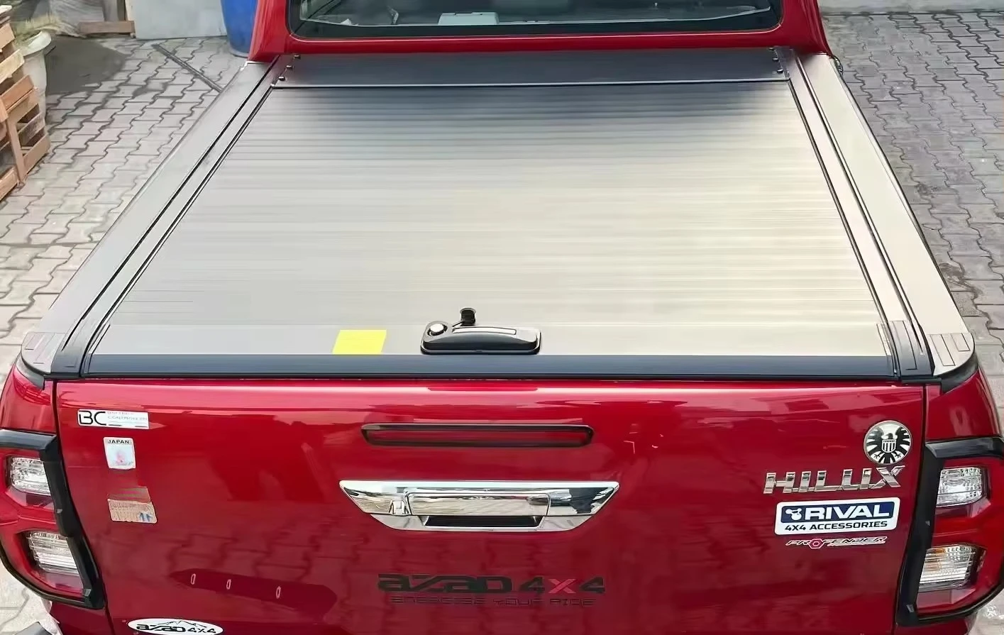 Suitable for Toyota Hilux, Hilux Vigo, Revo, Rocco pickup truck roll-up covers Roller Shutter