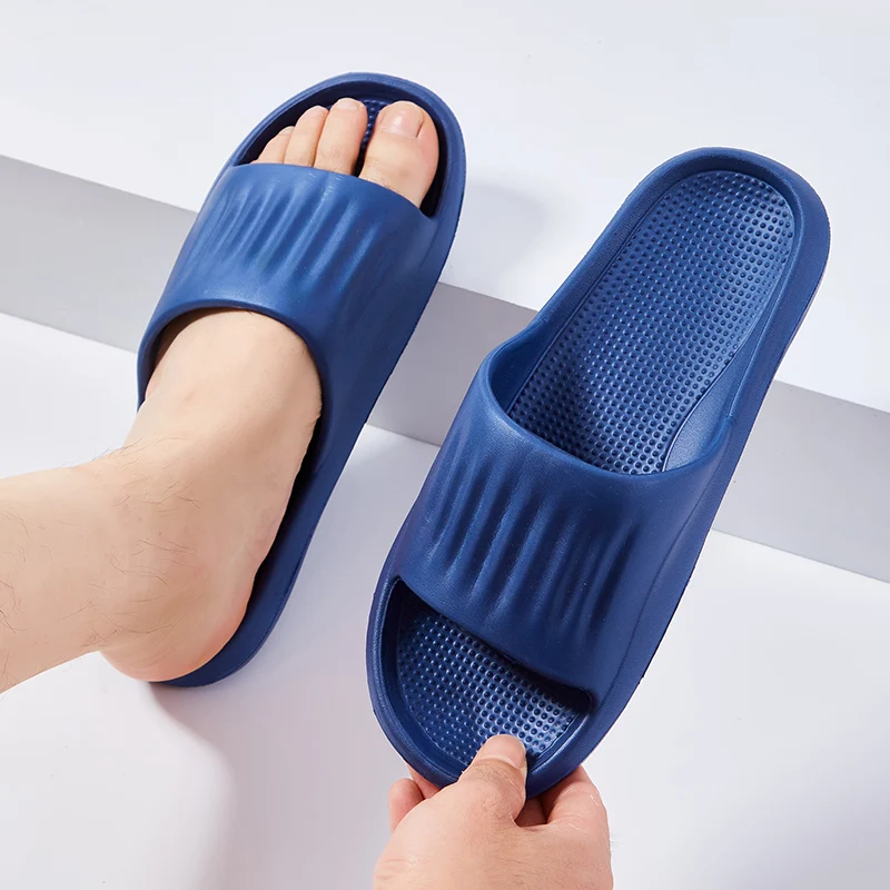 

Light durable slippers summer pleasant foot feel, economical cost, reinforced sole extend service life for frequent use