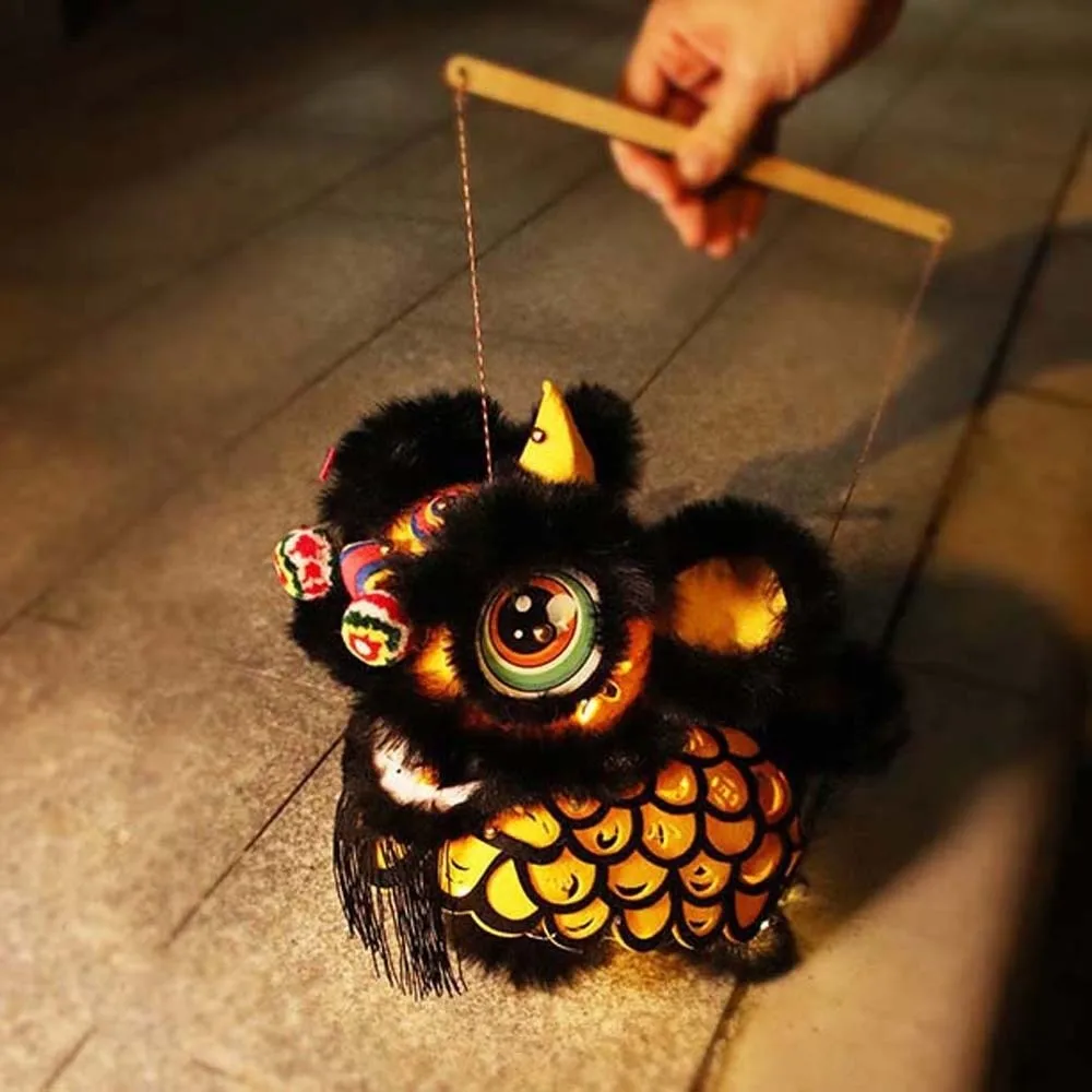 Non-woven Fabric Lion Dance Lantern Auspicious Pre-cut Pieces Awakening Lion Lamp Cell Battery Operated Felted