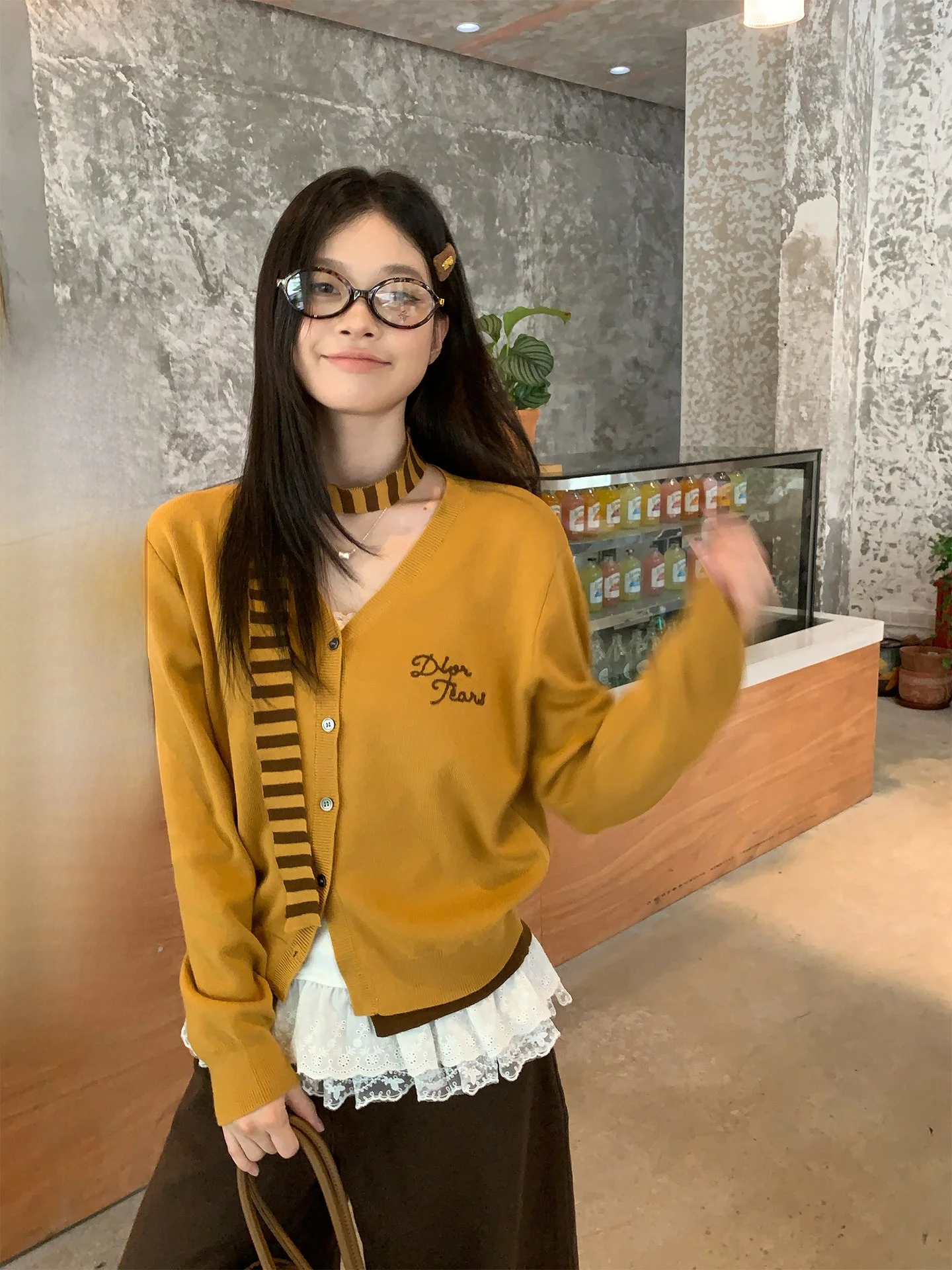

Желтый вязаный открытый кардиган с вышивкой букв, женский свободный длинный свитер свека, топ, повседневный осенний новый корейский стиль