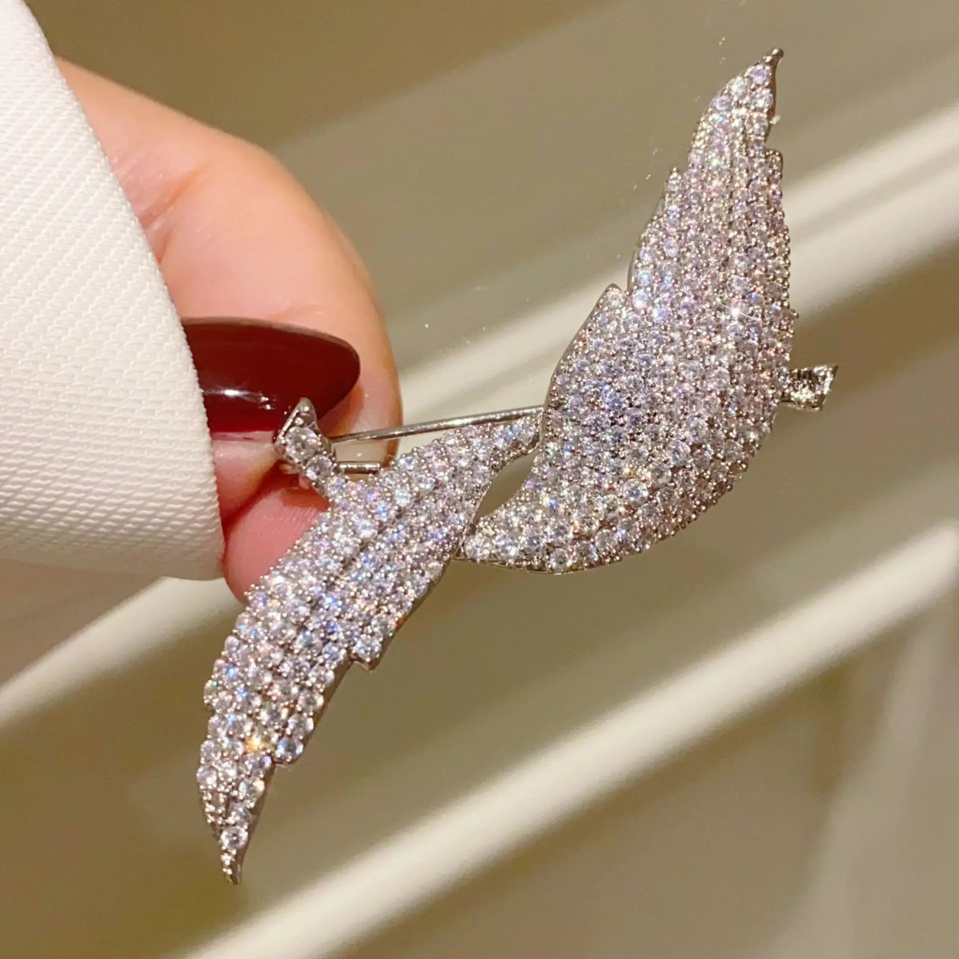 دبابيس ورقية للنساء ، مليئة بحجر الزركونيا ، رائعة ، رومانسية ، حفل زفاف ، مجوهرات أزياء ، دبوس إبزيم زركونيا ، هدية رائعة