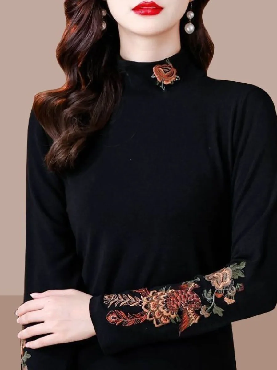 

New Autumn Winter Embroidered Long Sleeve Women's Thermal Base Shirt Versatile Parka Coat Stylish 3D Elements Other Inner Mat...