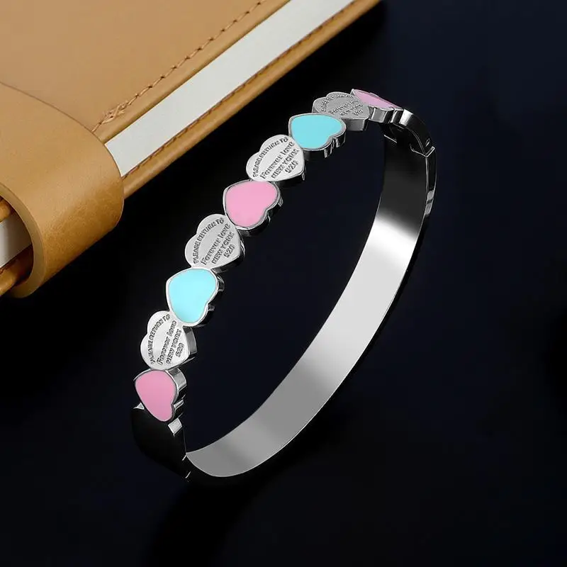 New Brand Sweet Heart Charm Cuff Bangles Luxury Wristband Wedding Women Girls Jewelry Gift