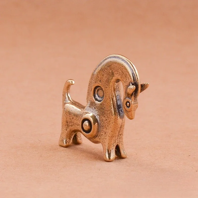 

Brass Carving Small Horse Figures Desk Accessories Archaizing Copper Art Crafts Cute Zodiac Horse Figurine For Home Decor Gifts