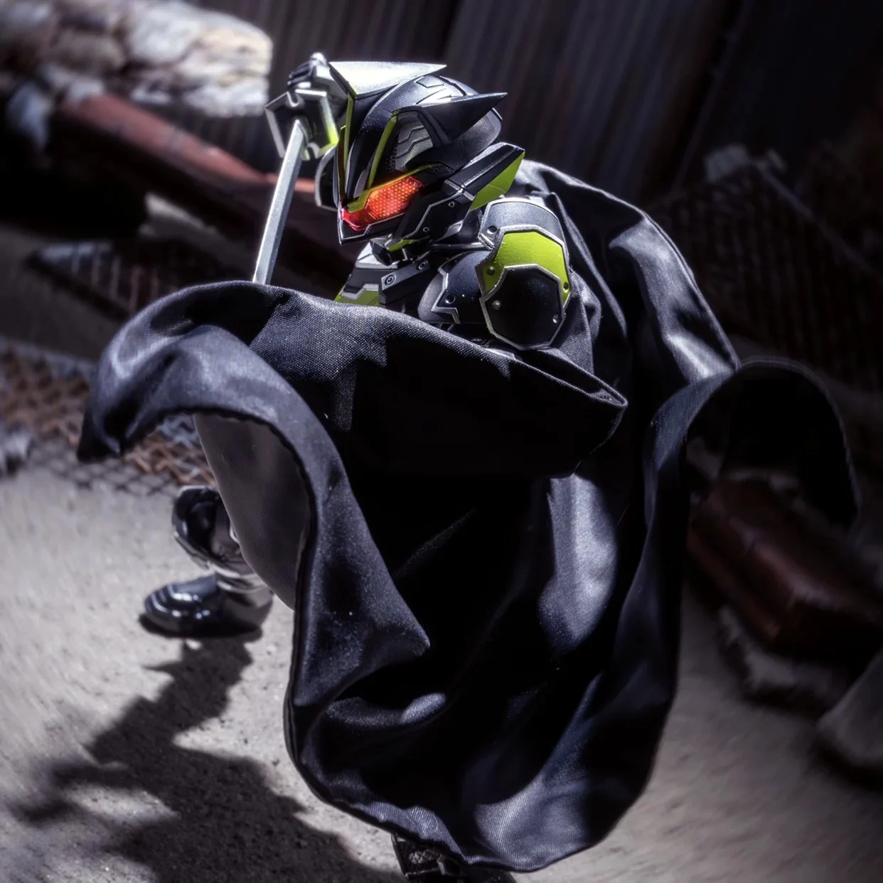 

Фигурка SHF Kamen Rider Tycoon с плащом, аксессуары, тканевая одежда для фигурок 1/12, подарок для мальчиков