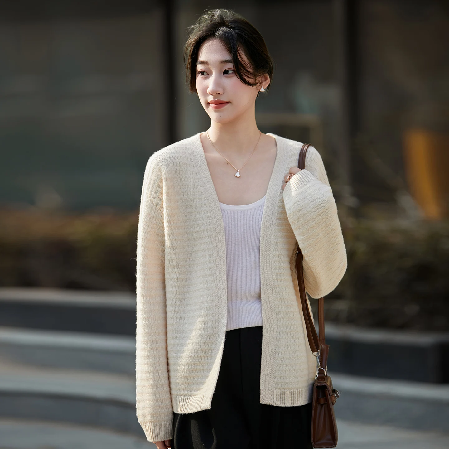 نموذج جديد سترة بدون أزرار المرأة الحياكة نقية ميرينو رداء علوي من الصوف طوق أنيق تصميم موجة نمط عالية الجودة فضفاض القمم #2