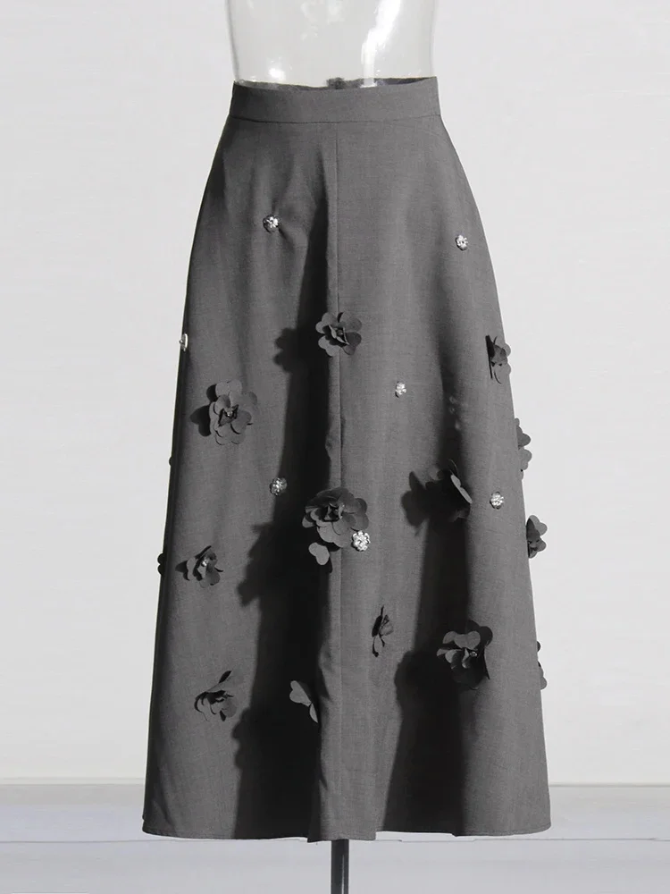 ROMISS A-line three-dimensional Flower Decoration Skirt New Gray Loose Lazy Style Diamond Design Skirt 2024 Autumn