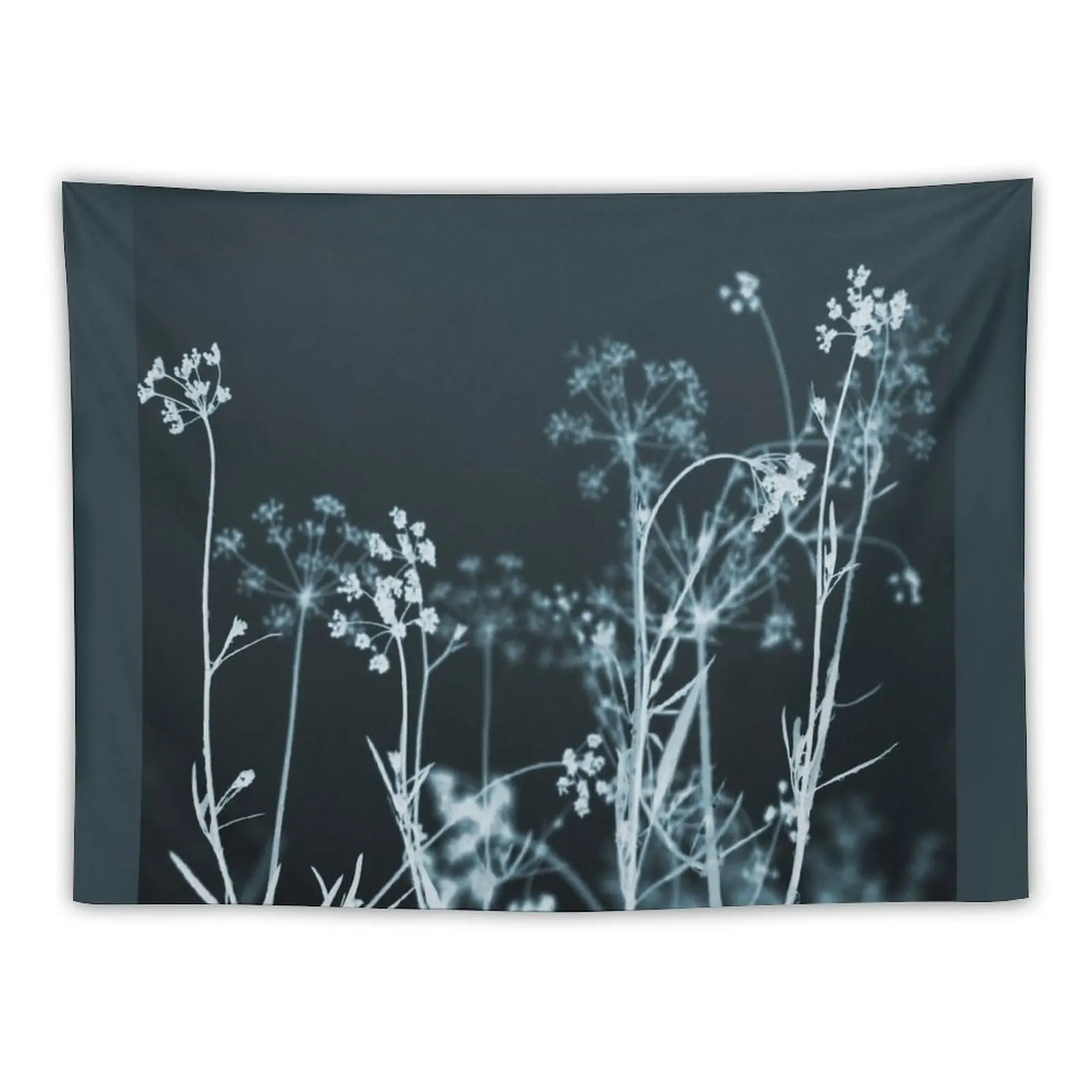 

New Still of the Night. Elegant Dark Floral Tapestry Wall Hanging Wall Living Room Decoration Wall Coverings