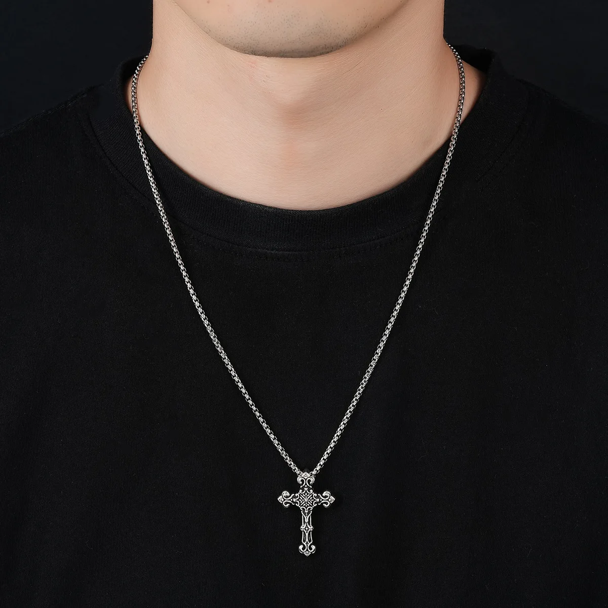 European And American Fashion Personality Retro Gothic Cross Necklace For Men And Women Street Hip-Hop Trendsetters Versatile Pe