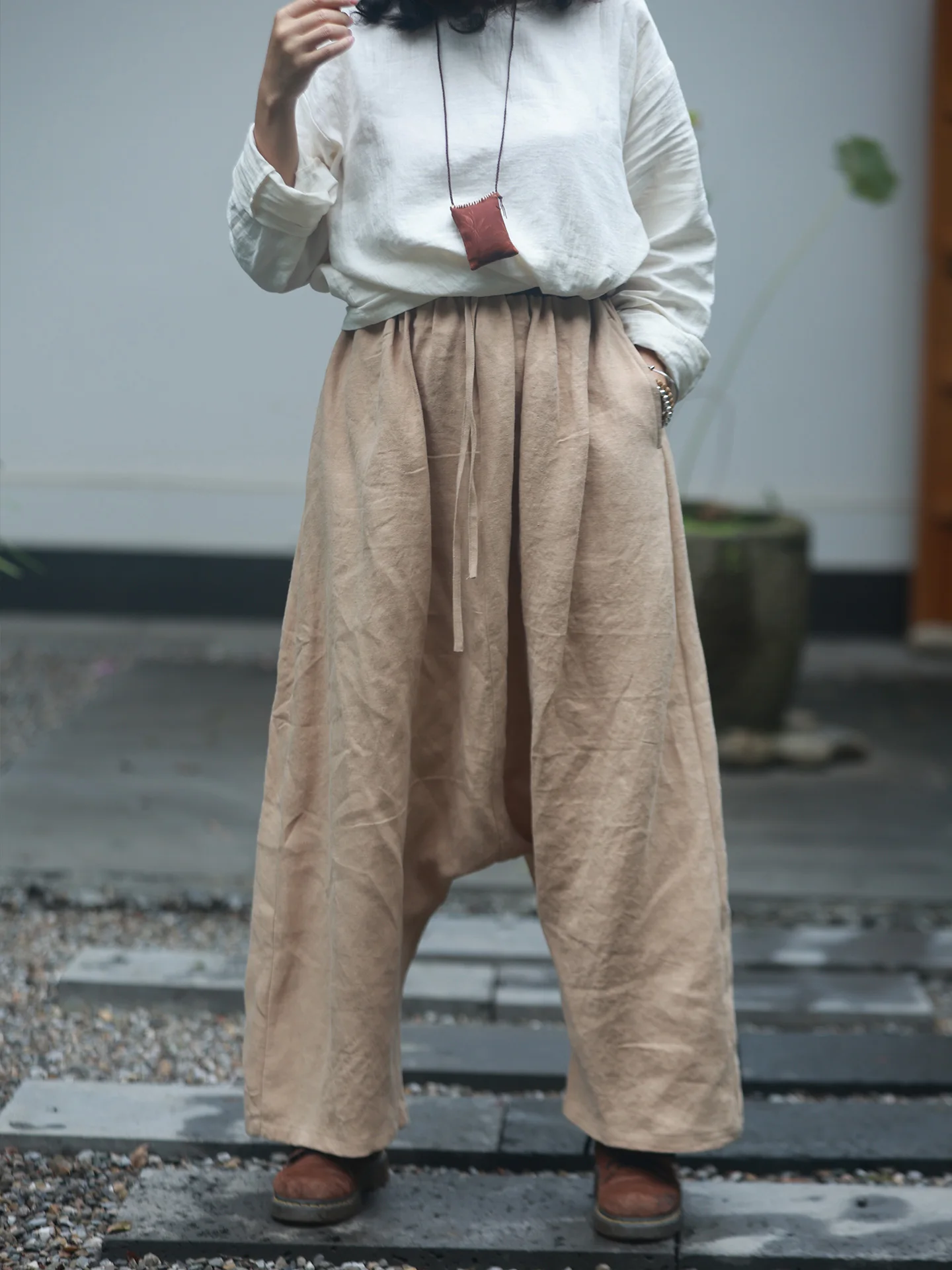

Ecological Haax Loose Casual Elastic Waist Baggy Long Pants Autumn Le Wheat Color ten to Flower Fraance Harlan Drop...