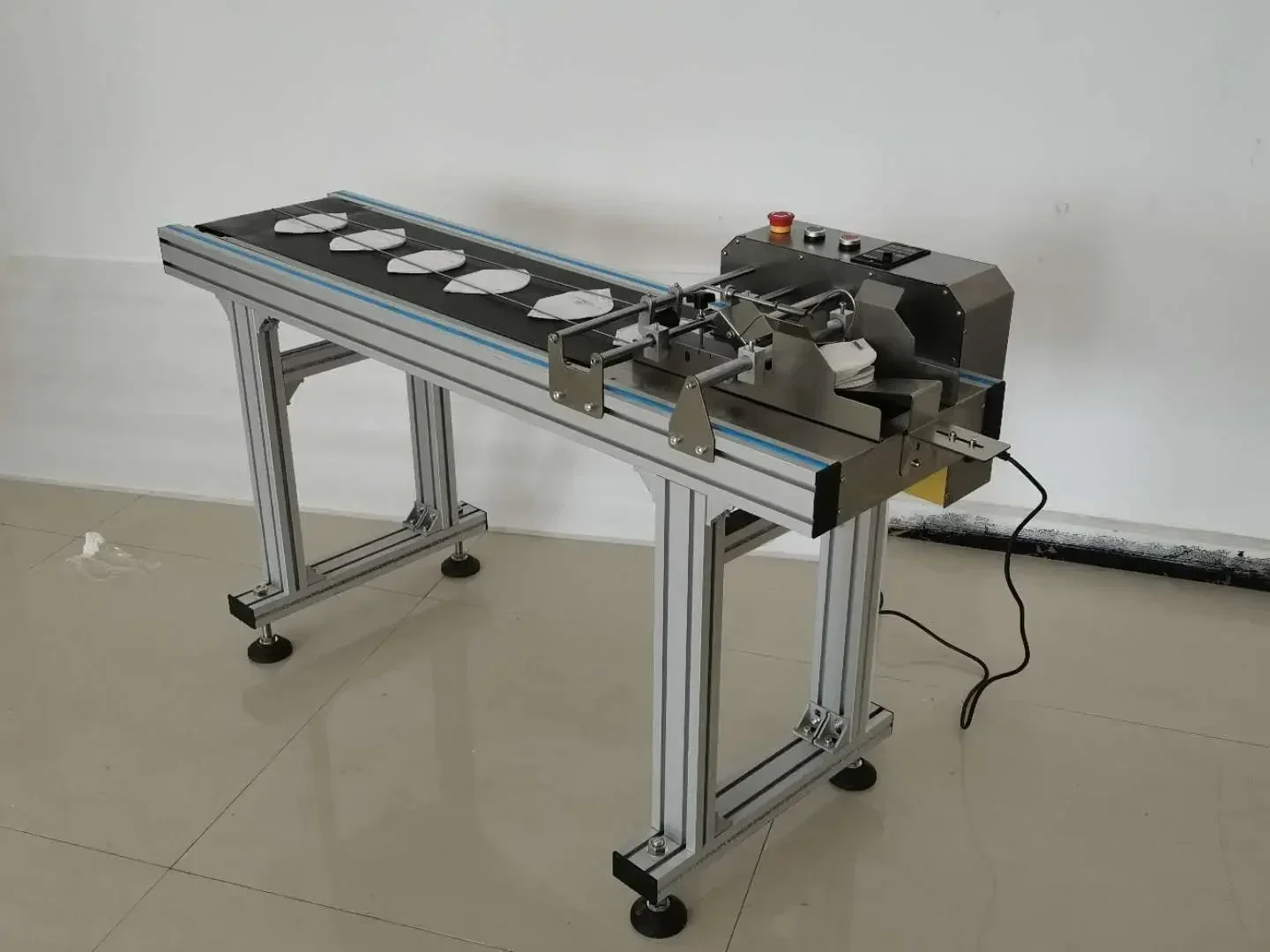 Cheap Automatic Feeder Feeding Machine Paging Machine Rubber Belt Conveyor Automatic Transfer Belt Electric Metal Provided 40