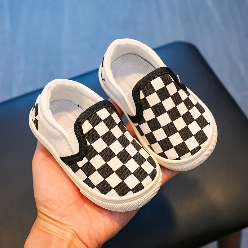 Kid Shoe Child Canvas Shoes Anti Slip Walk Shoes Soft Soled Baby Shoe Black White Checkered Breathable Board Shoes for Boy Girl