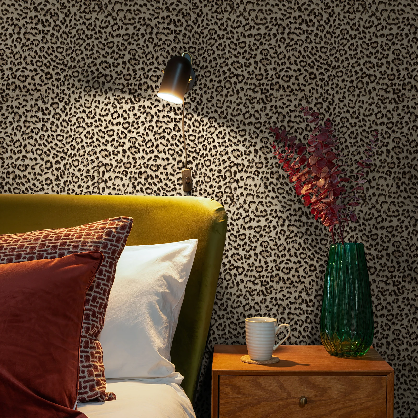 Leopard Print Peel and Stick Wallpaper Roll