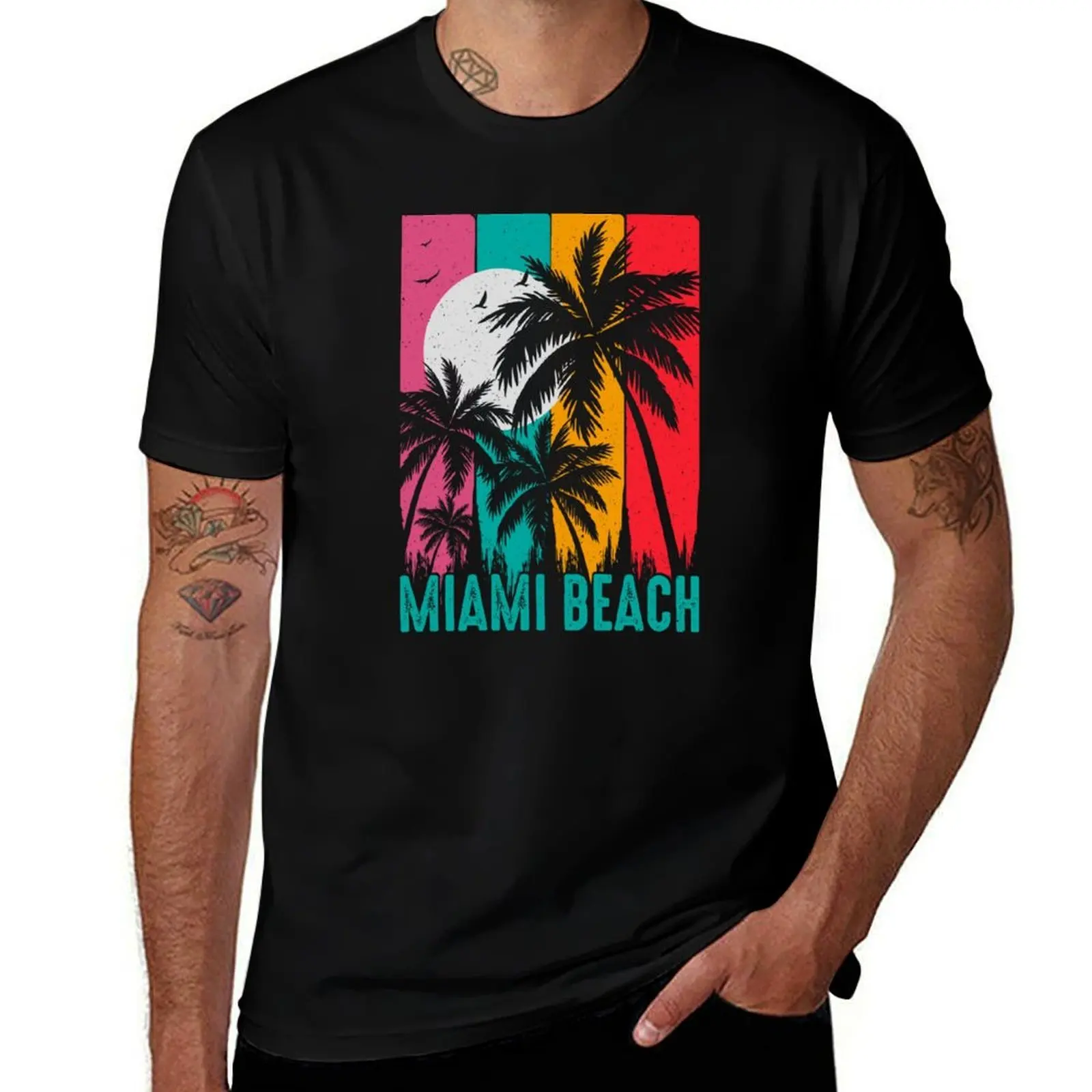 

MIAMI BEACH with Palm Trees with a bright sun and a sky colored in pastels. T-Shirt Large Size Short Sleeve T-Shirt