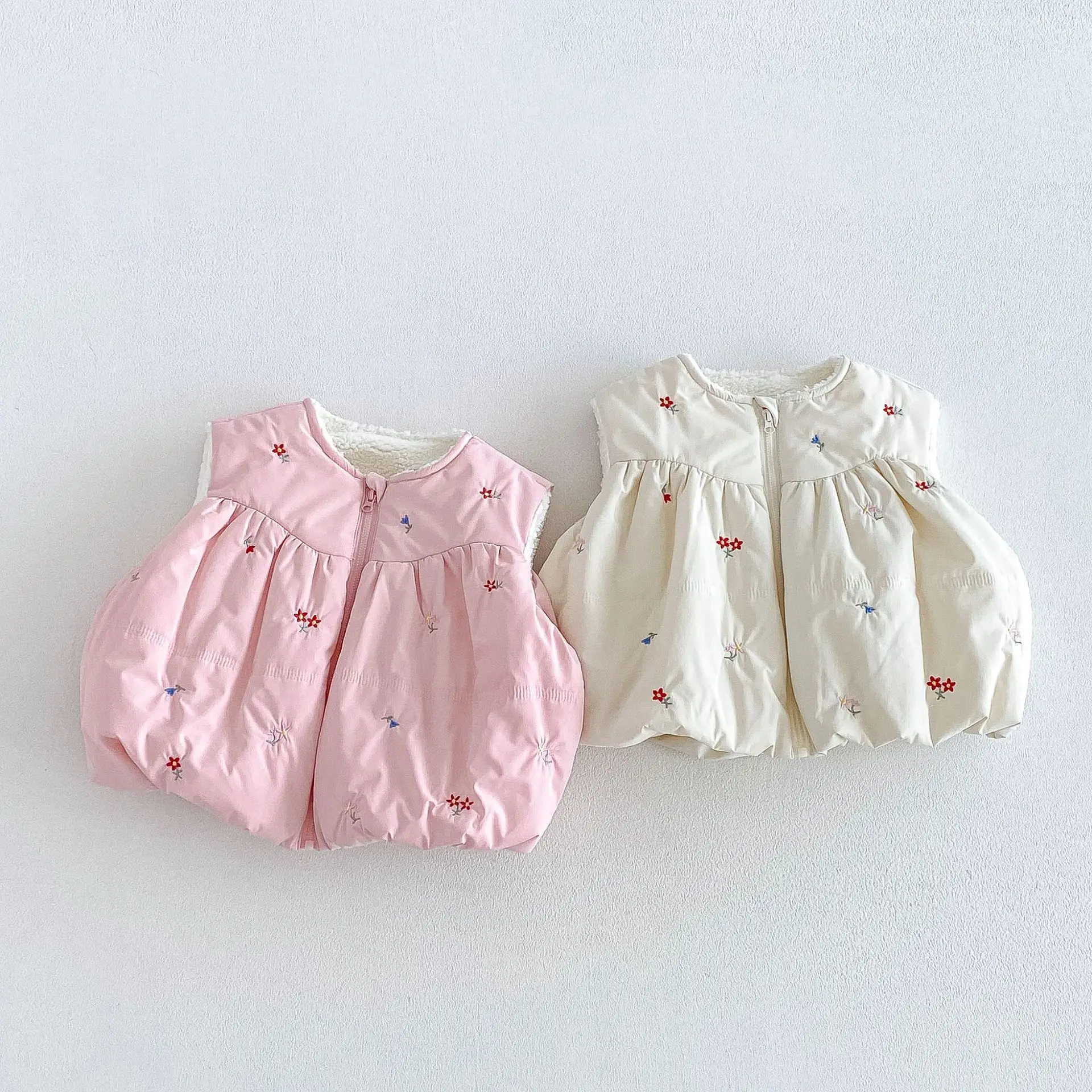 2026 New Winter Girls Embroidered Alpaca Fleece Vest | Thick Zip-Up Gilet | Cute Warm Outwear