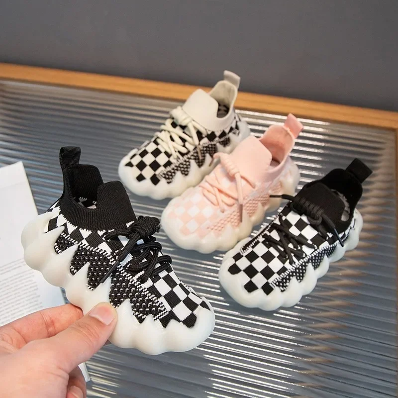 

Children Running Sneakers Mesh Breathable Comfortable Anti-Slip Sport Shoes Fashion Anti-Slip Toddler Kids Flat Shoes