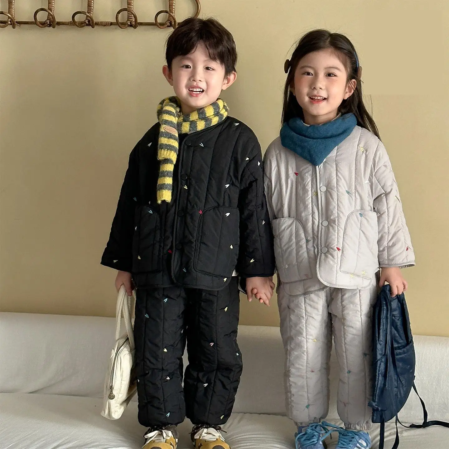 

2025 Winter New Children Warm Clothes Set Plus Velvet Thick Boys Girls Embroidery Padded Jacket + Pants 2pcs Suit Kids Outfits