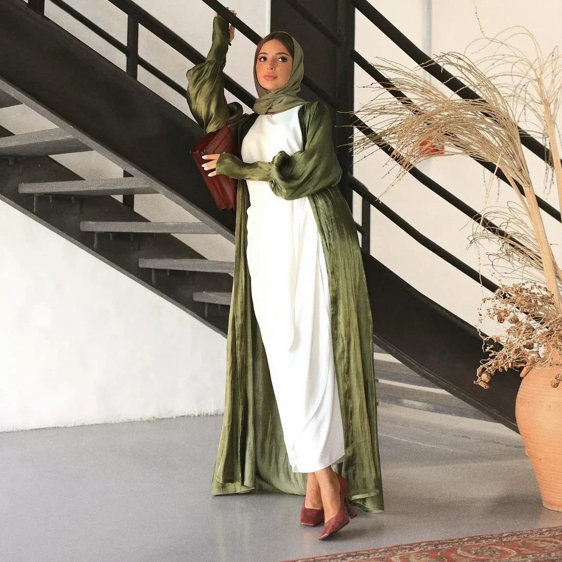 Turkish Gowns for Women Dubai Arabian Dress Army Green Silk Satin Cardigan Robe Mushroom Button Sleeves Muslim Outwear Abaya