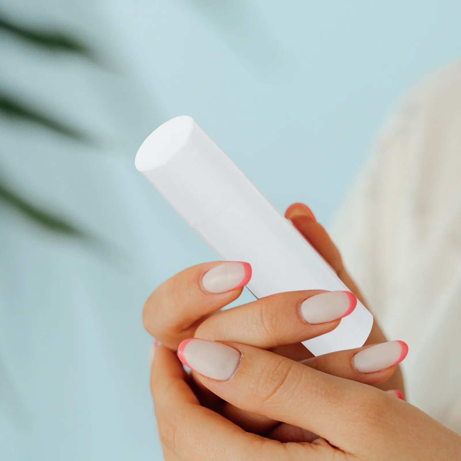 50 Pezzi Contenitori per Balsamo Labbra con Tappi, Tubi Vuoti in Polipropilene Naturale per DIY, Confezione per la Cura delle Labbra con Sistema di Erogazione a Rotazione