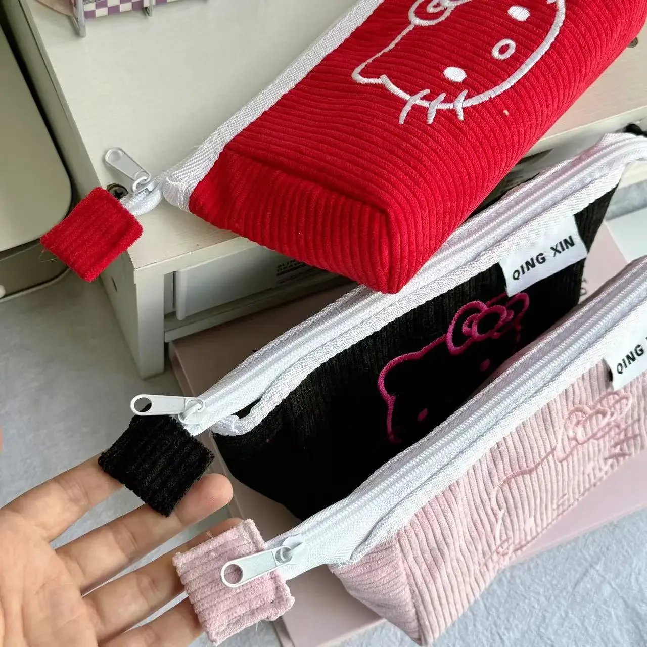 Thumbnail 4 - #49 Budget Gift Bags for Smart Shoppers