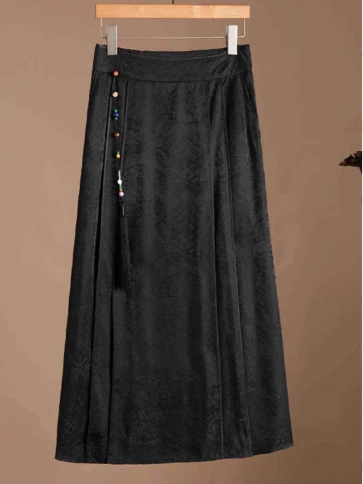 New Chinese Style Black Embroidered A-Line  Skirt for Women Summer Vintage Design Sense Pendant Tassel Half-length Skirt