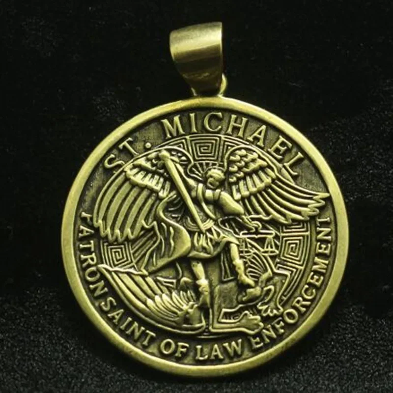 Archangel Saint Michael Round Medal Pendant Mythical Charm Men\'s Amulet Necklace