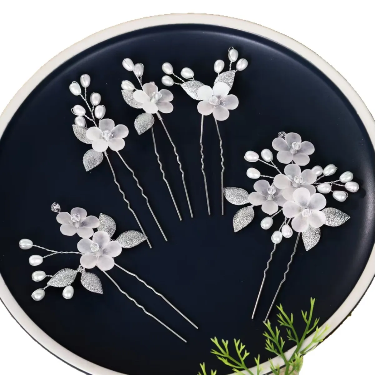 Acrylic Flower and Leaf U-Shaped Hairpin Hair Accessory Bridal Wedding Hair Accessory image 3