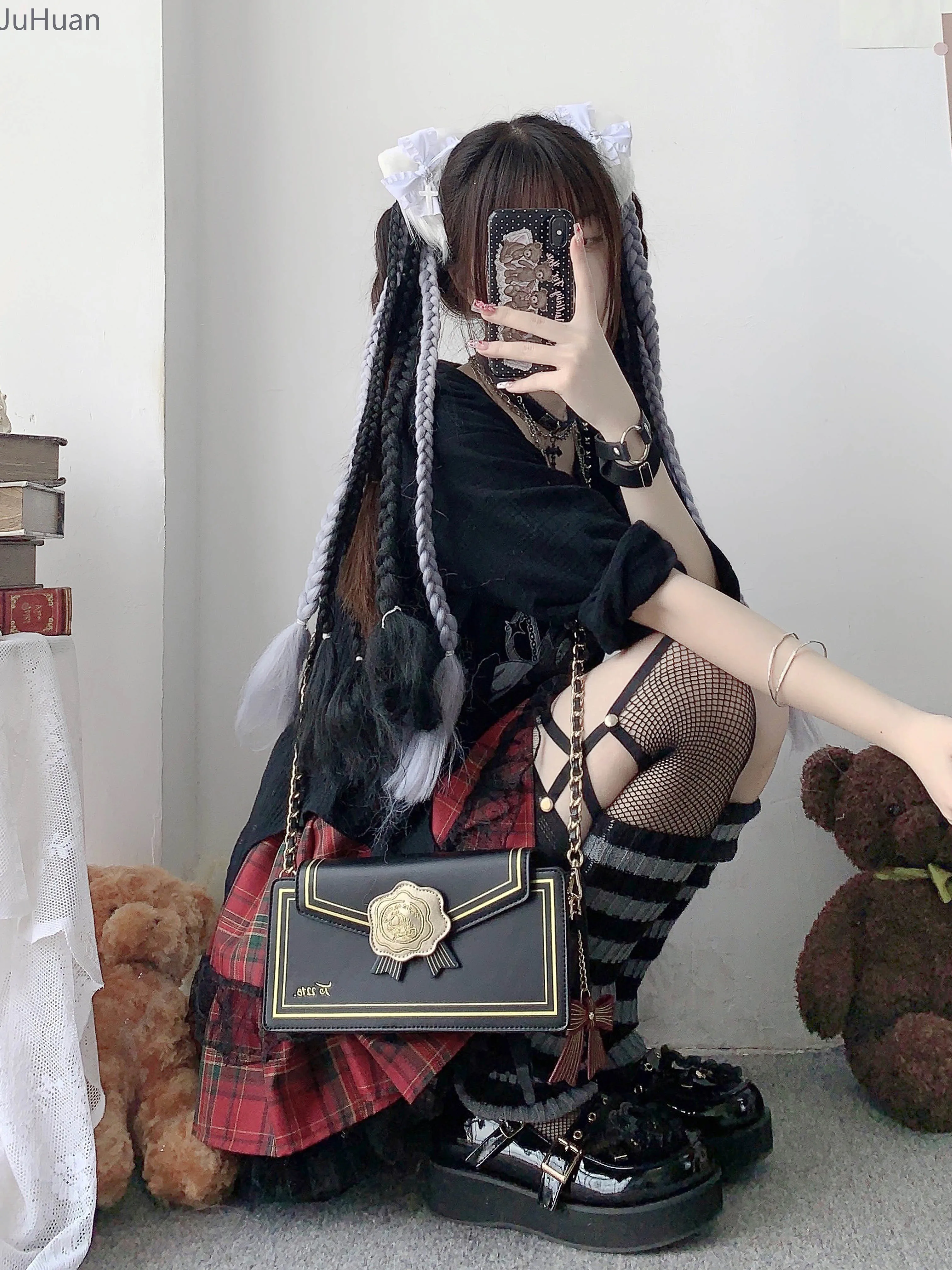 

Lolita Rose Alphabet Shoulder Bags Elegant Ladies Chain Skew Shoulder Crossbody Bag Vintage Flip JK Uniform Accessories Ita Bag