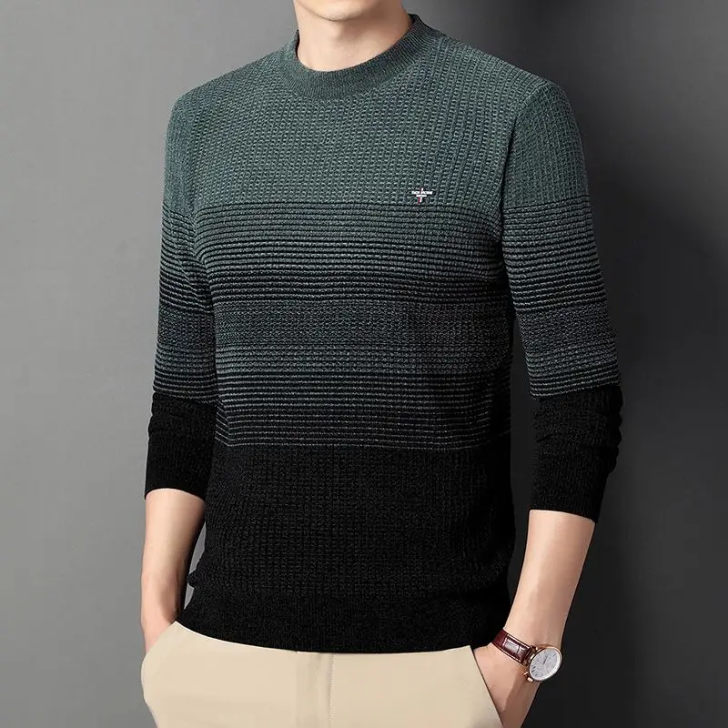 Fashion O-Neck Spliced All-match Gradient Sweaters Men's Clothing 2023 Winter Loose Knitted Casual Pullovers Korean Tops