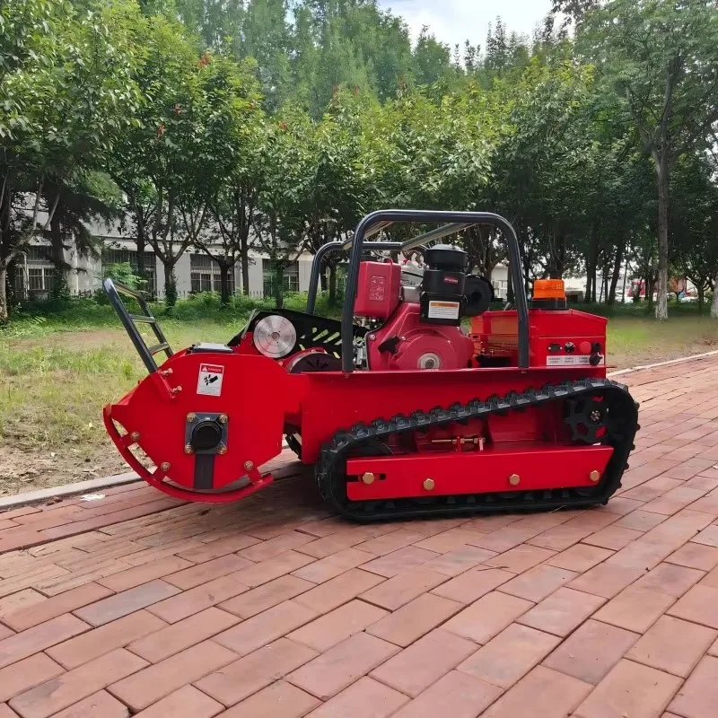 

Remote Operated Tracked Grass Mower Durable Weed Cutting Machine Customized for Rough Ground and Roadside Lawn