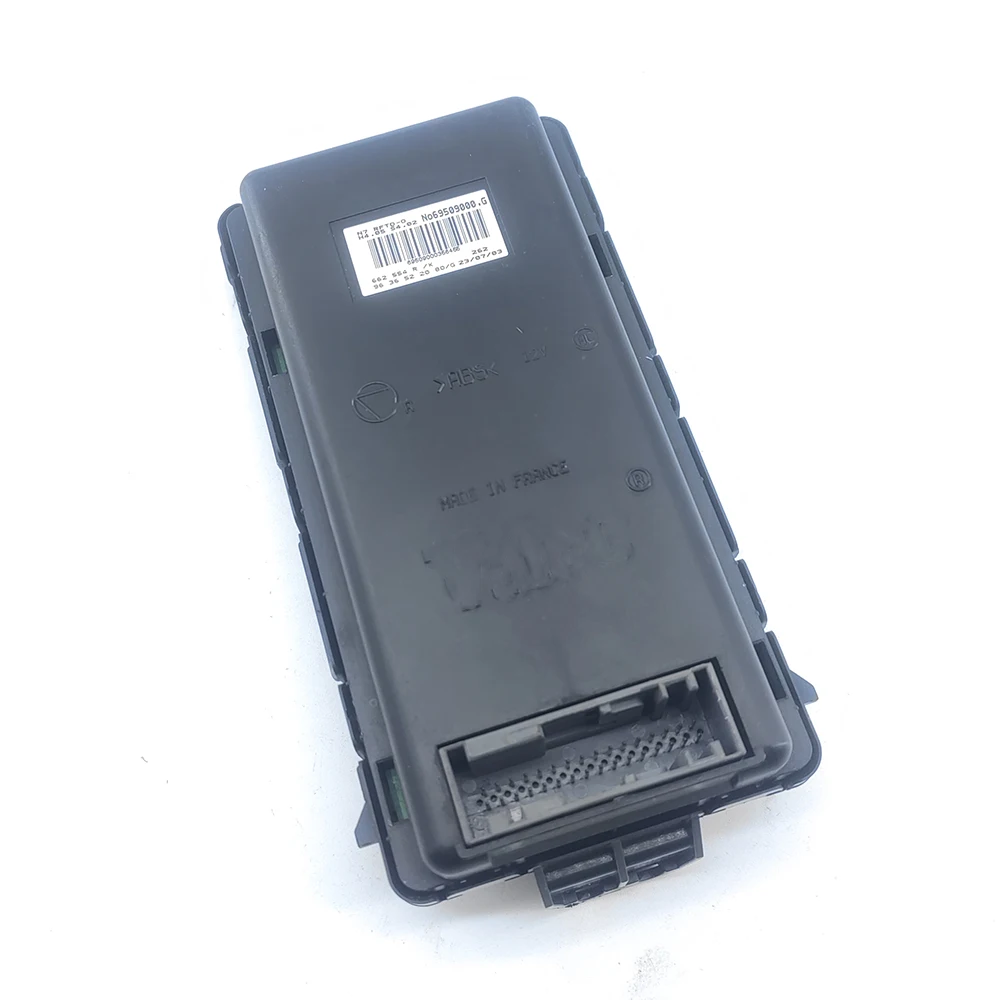 Suitable for Citroen XSARA II Xsara Ii TEMPERATURE REGULATOR BOX Water temperature control box OEM：6445HY 6445RQ