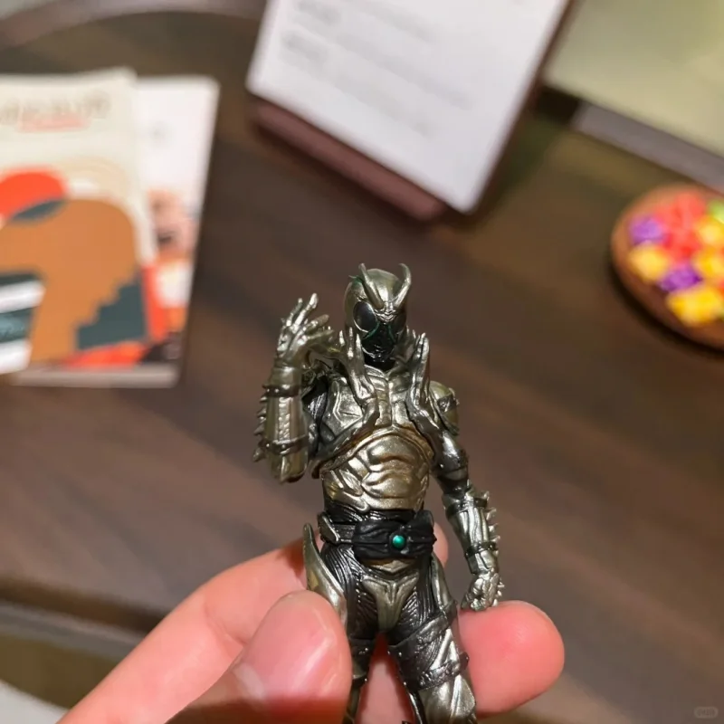 Bandai Original Kamen Rider ของเล่น Gashapon HG Series อะนิเมะ Action Figures Shadow Moon & Black Sun รูปแบบสร้างสรรค์ของขวัญตกแต่ง