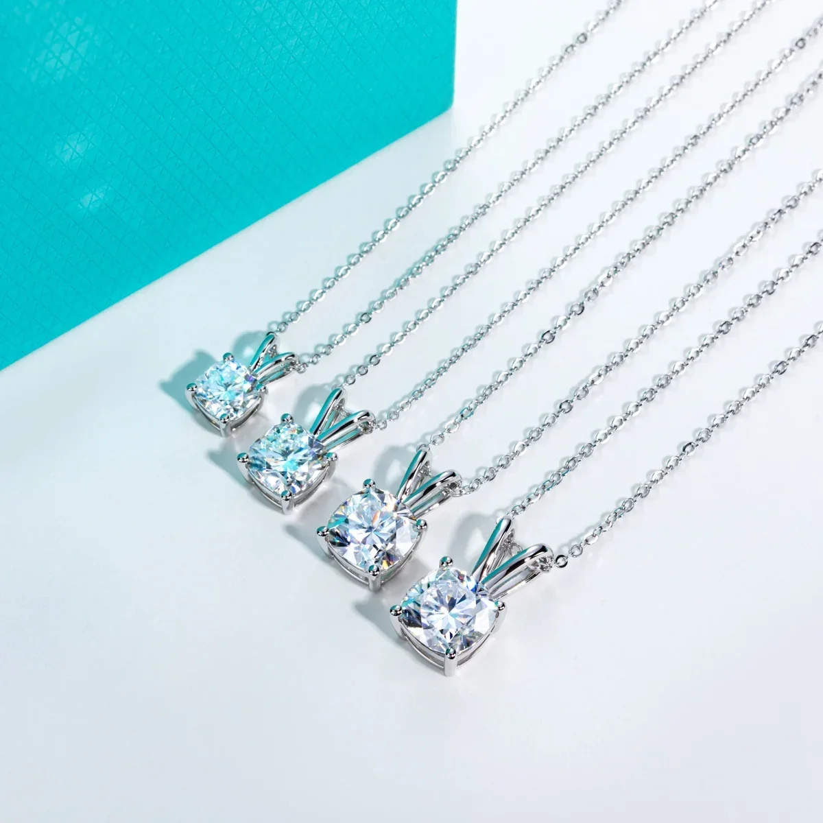 FCGJHW Cushion Moissanite Pendant Necklace 2ct/3ct/4.5ct/5ct D Color S925 Sterling Silver Classic Jewelry Gifts for Women 2026