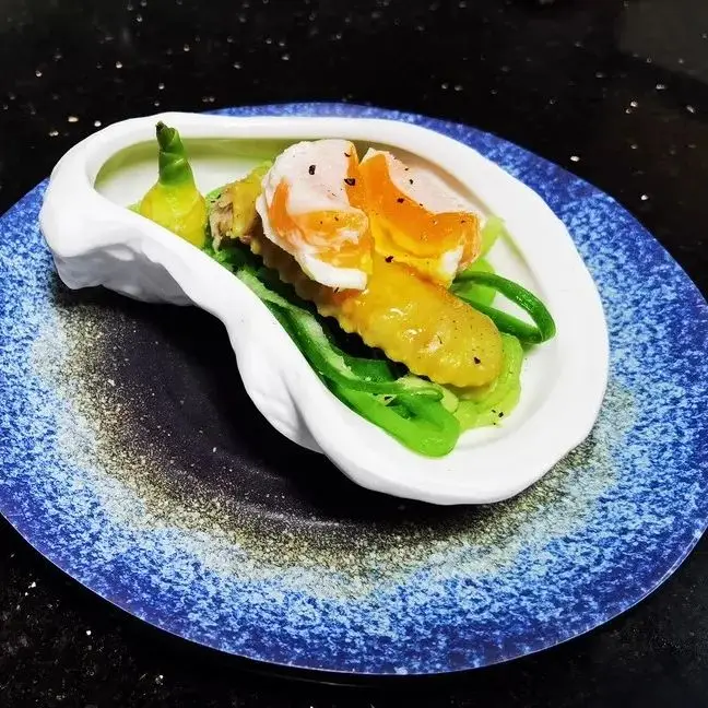 Japanese Restaurant Ceramic Oyster Plate, Creative Tableware, Hotel Club, High-Grade, Pure White, Special-Shaped Dish