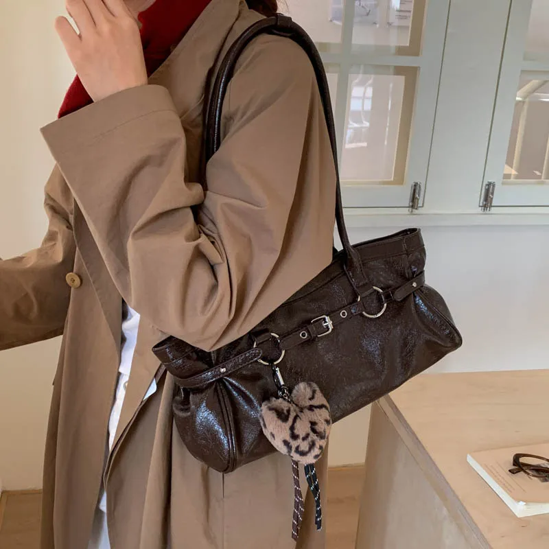 

High-End Textured Vintage Waxed Leather Bag 2025 New Winter Shoulder Underarm Bag Fashionable Versatile Baguette Bag 3004JZ