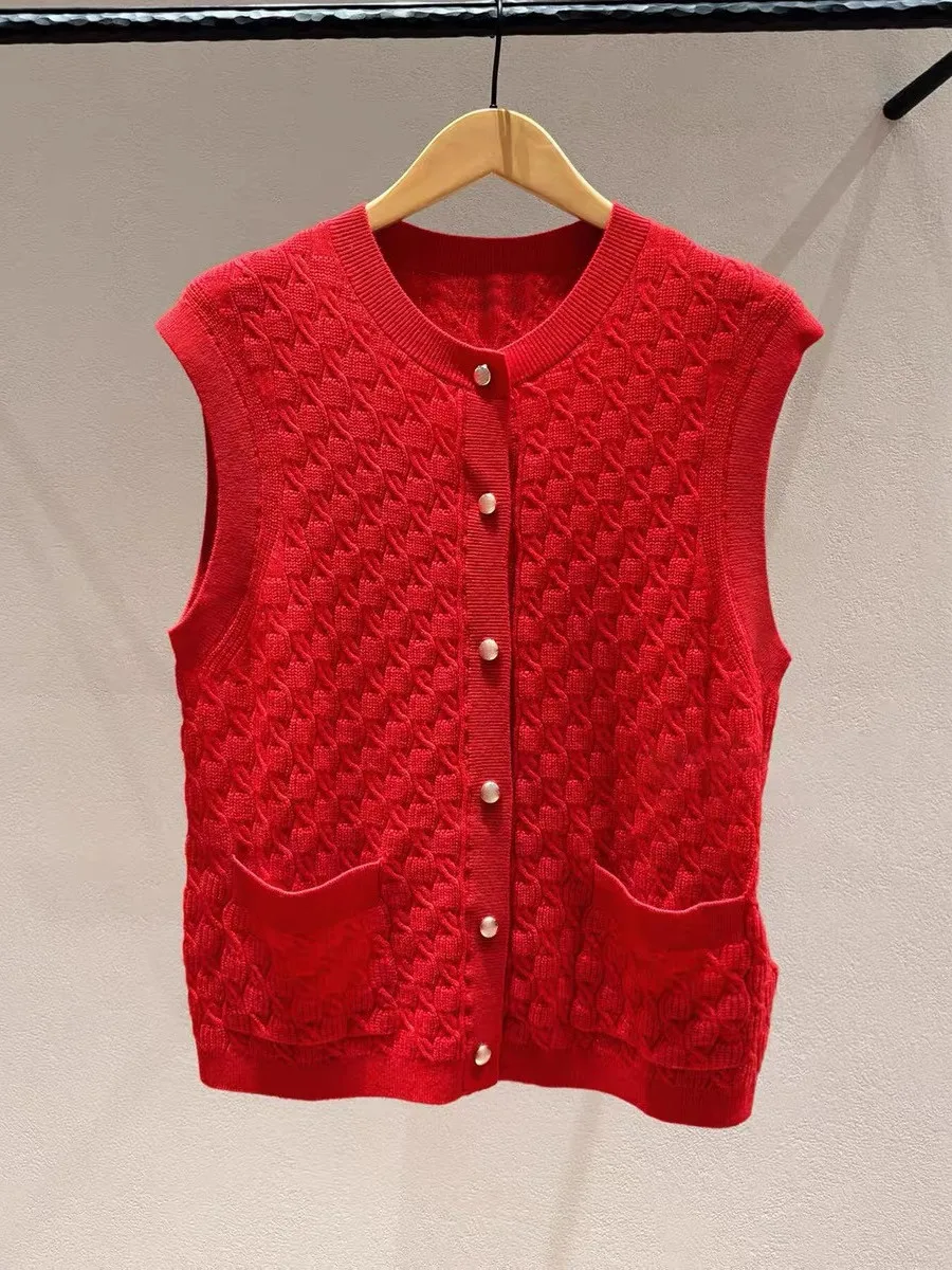 High-End Version Gold Button round Neck Knitted Casual Sleeveless Top Vest European Style Fashion Small Circulation