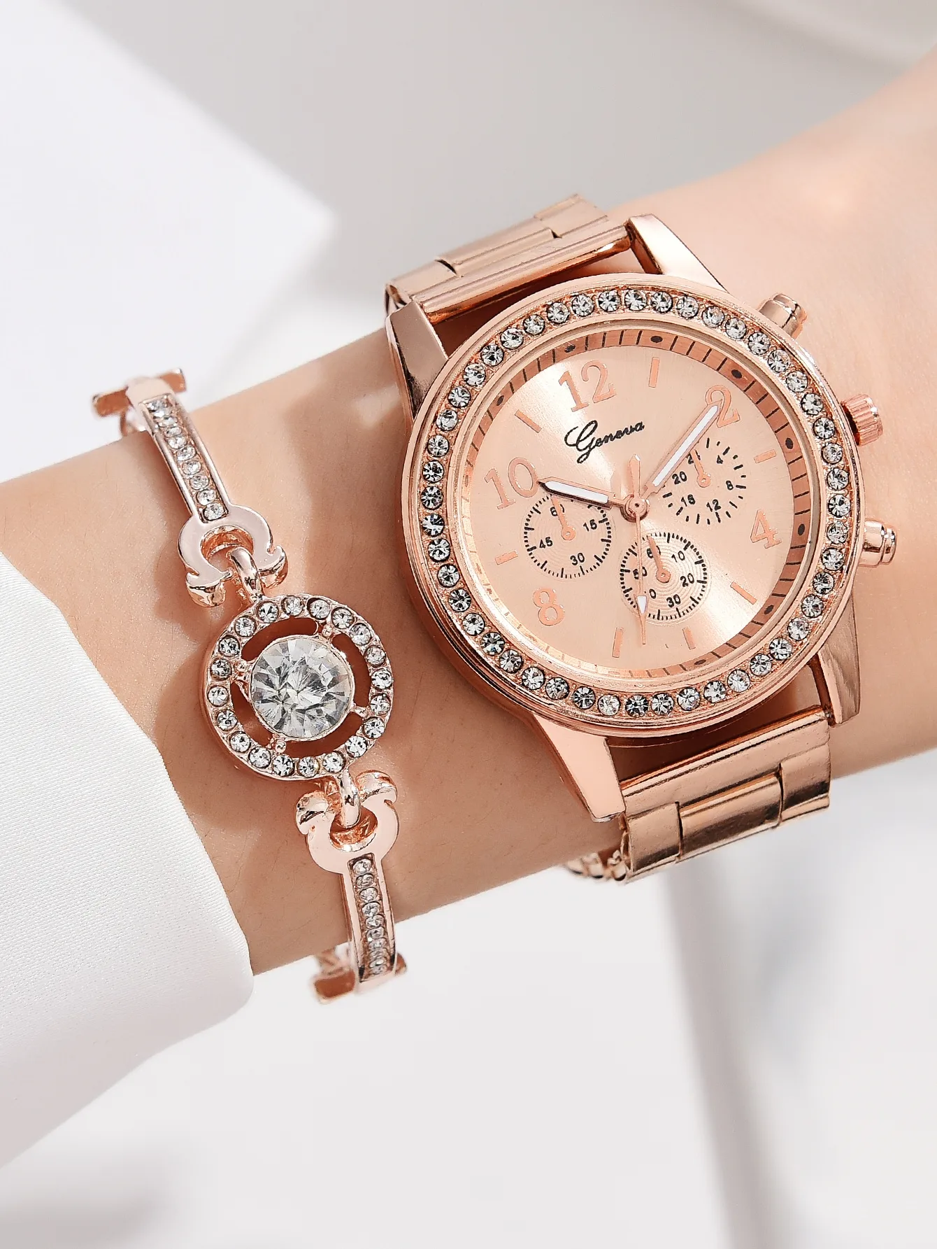 NEW 5pcs Luxury Fashion Women Watch Set Alloy Strap Ladies Quartz Wristwatch Rhinestone Alloy Bracelet For Ladies Gift